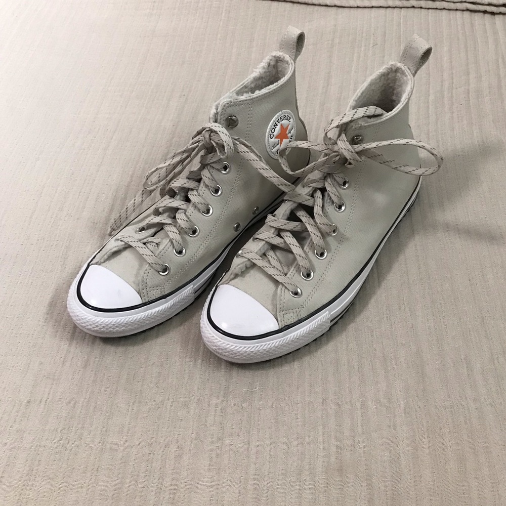 Converse fur-lined taupe high tops